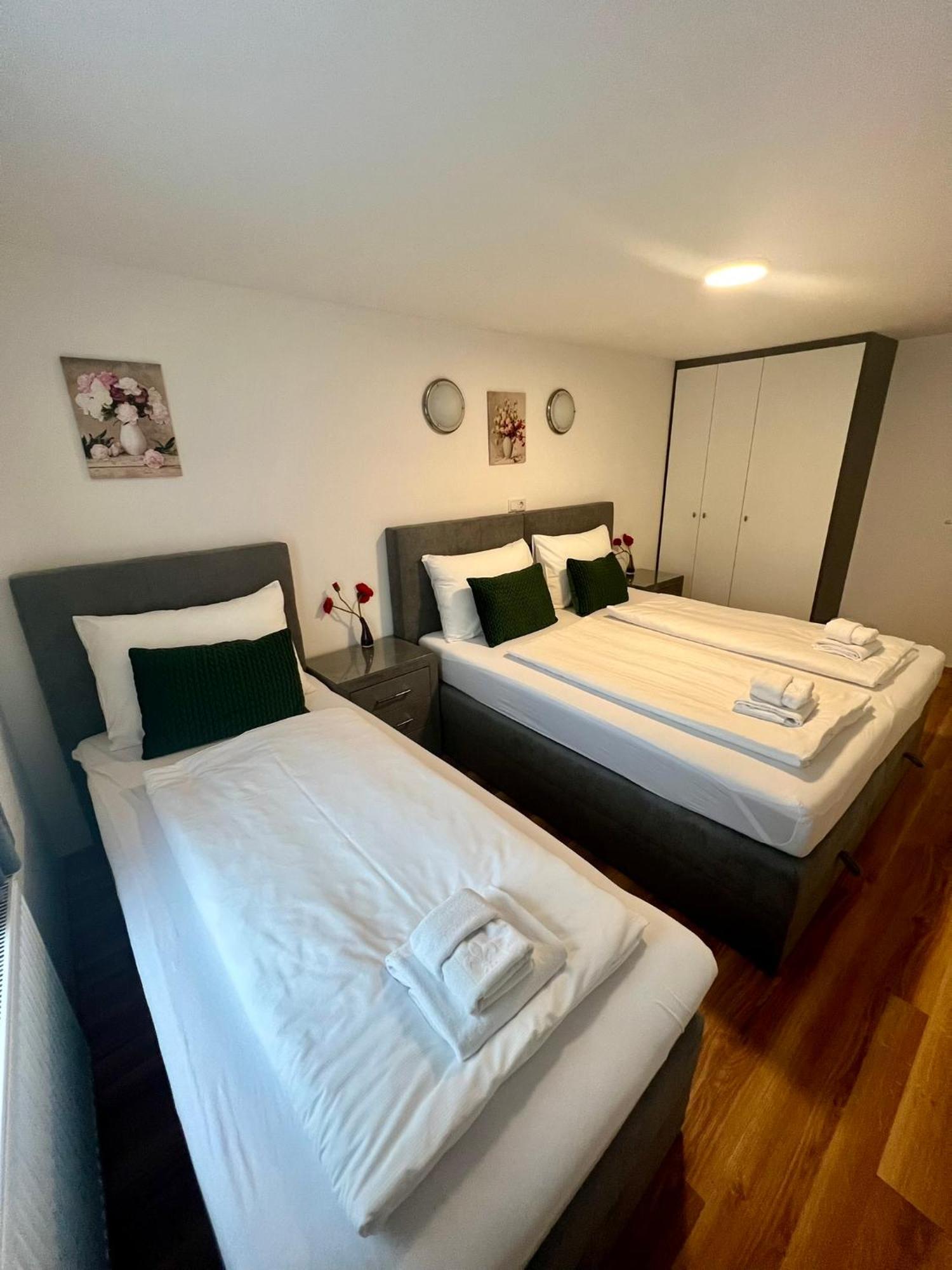 Hotel Genta Salzburg Oda fotoğraf